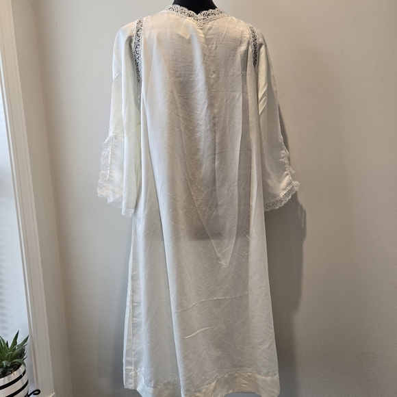 Vintage Barbizon Women's Silk Blend & Lace Negligee Nightgown Sheer Robe Small - Picture 2 of 16
